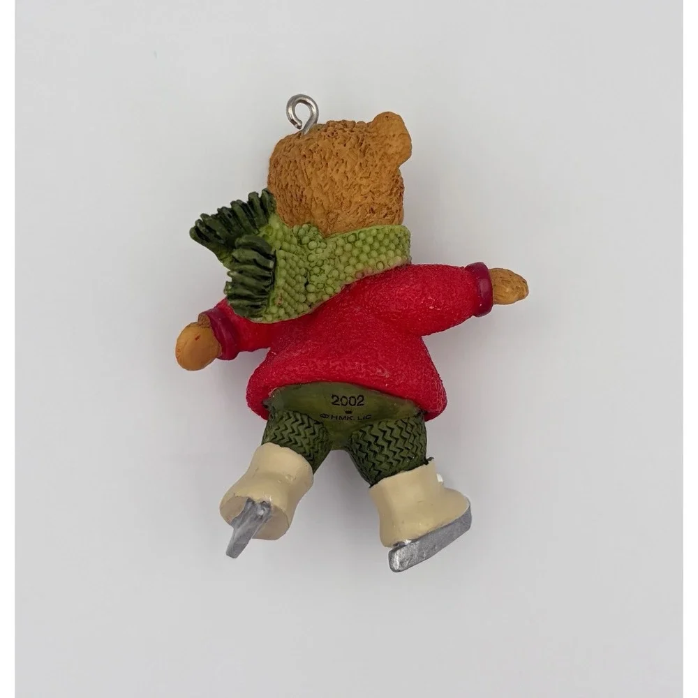 Hallmark 2002 Gracie Skates Snow Cub Club Teddy Bear Christmas Ornament Vintage
